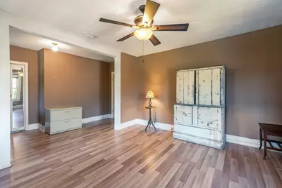 14 Holyoke St, Easthampton, MA 01027 - Photo 19