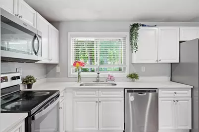 69 Elsie Rd, Brockton, MA 02302 - Photo 7