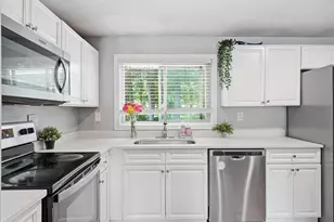 69 Elsie Rd, Brockton, MA 02302 - Photo 7