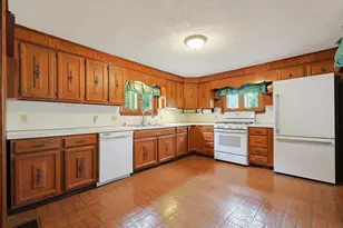 158 High St, Mansfield, MA 02048 - Photo 5
