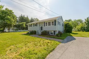392 Acton Rd, Chelmsford, MA 01824 - Photo 1