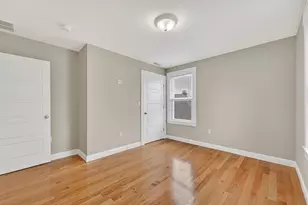 42 Almont St, Medford, MA 02155 - Photo 3