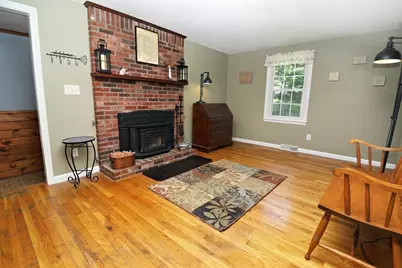 50 Sunset Drive, Milford, MA 01757 - Photo 9