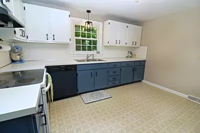 50 Sunset Drive, Milford, MA 01757 - Photo 7