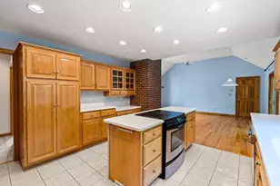 33 Coventry Ln, North Andover, MA 01845 - Photo 9