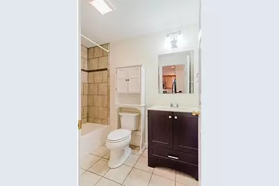 137 W 9th St #1, Boston, MA 02127 - Photo 5