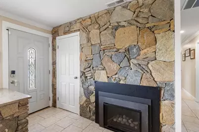 253 Suffolk Ave, Revere, MA 02151 - Photo 7