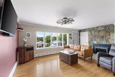 253 Suffolk Ave, Revere, MA 02151 - Photo 9