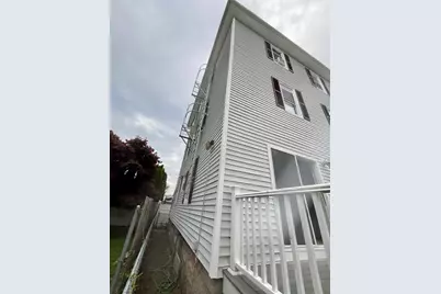 953 Globe St, Fall River, MA 02724 - Photo 7