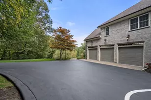253 Cranbrook Dr, Holden, MA 01520 - Photo 11