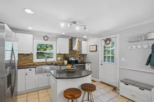106 Causeway St, Hudson, MA 01749 - Photo 5