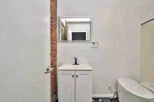 146 Court St, Brockton, MA 02302 - Photo 11