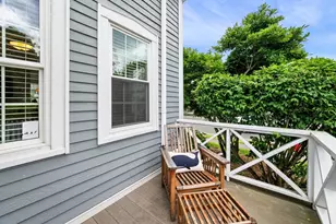 50 Hale St, Beverly, MA 01915 - Photo 5