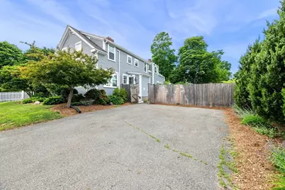 50 Hale St #50, Beverly, MA 01915 - Photo 7