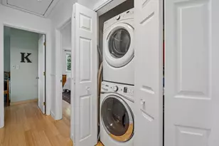 136 Weld St, Boston, MA 02132 - Photo 15