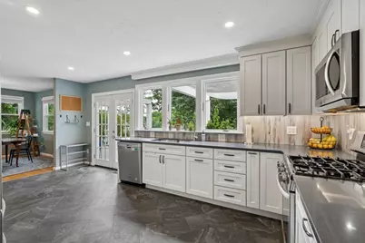 136 Weld St, Boston, MA 02132 - Photo 7