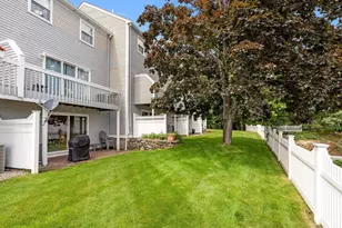 4 Countryside Ln, Salem, MA 01970 - Photo 27