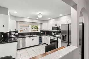 4 Countryside Ln, Salem, MA 01970 - Photo 5
