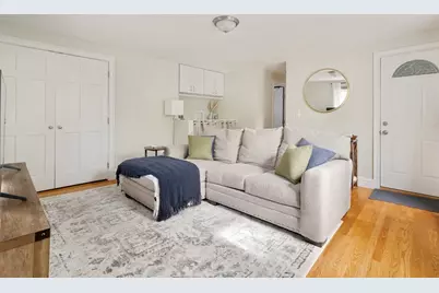 229 Hurley St #1, Cambridge, MA 02141 - Photo 3