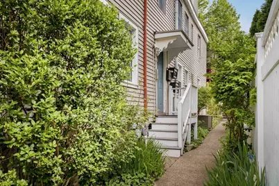 229 Hurley St #1, Cambridge, MA 02141 - Photo 15