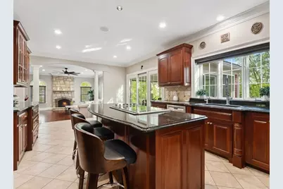 231 Gulf St, Shrewsbury, MA 01545 - Photo 5
