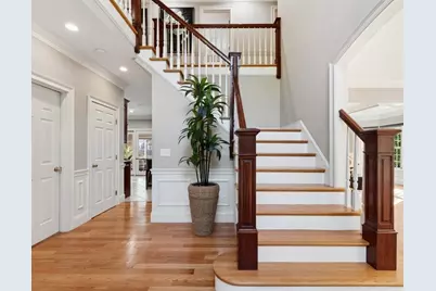 231 Gulf St, Shrewsbury, MA 01545 - Photo 3