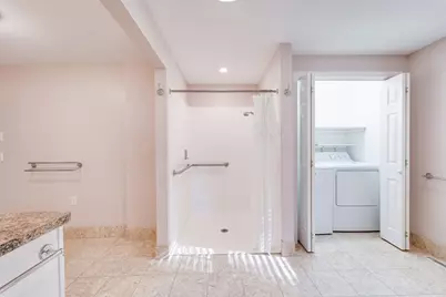 57 Bither St, Springfield, MA 01118 - Photo 7