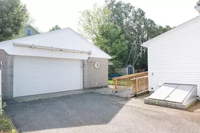 57 Bither St, Springfield, MA 01118 - Photo 33