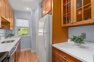 60 Haverhill St, Andover, MA 01810 - Photo 13
