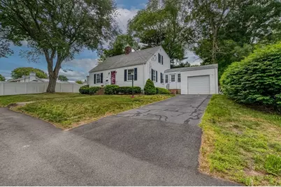 8 Stevens Terrace, Randolph, MA 02368 - Photo 3