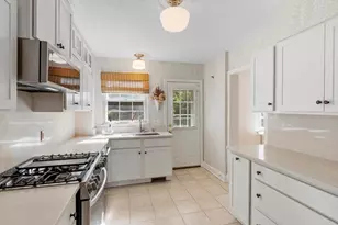 18 Bates St, Devens, MA 01434 - Photo 5