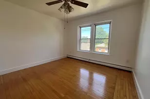 29 Irving St, Worcester, MA 01609 - Photo 5
