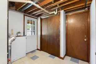 22 Susan Ave, Burlington, MA 01803 - Photo 23