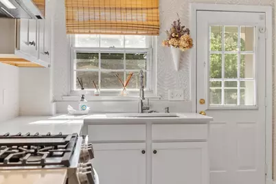 18 Bates St #E, Ayer, MA 01432 - Photo 9