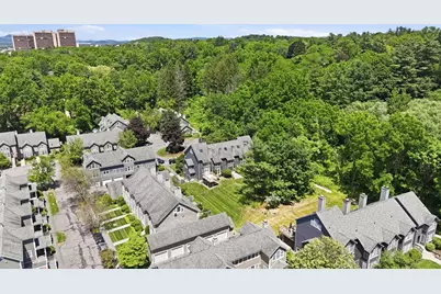 71 Amity Pl #71, Amherst, MA 01002 - Photo 37
