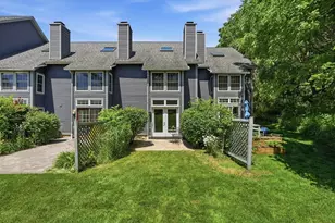 71 Amity Pl, Amherst, MA 01002 - Photo 33