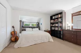 71 Amity Pl, Amherst, MA 01002 - Photo 17