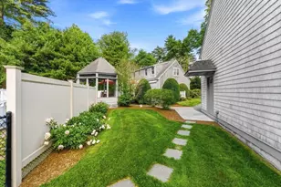 536 Plymouth St, Middleborough, MA 02346 - Photo 35