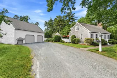 536 Plymouth St, Middleborough, MA 02346 - Photo 3