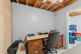 536 Plymouth St, Middleborough, MA 02346 - Photo 23