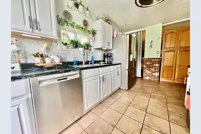 86 Beaverbrook Pkwy, Worcester, MA 01603 - Photo 13