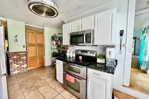 86 Beaver Brook Pkwy, Worcester, MA 01603 - Photo 11