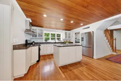 136 South Pleasant, Hingham, MA 02043 - Photo 11