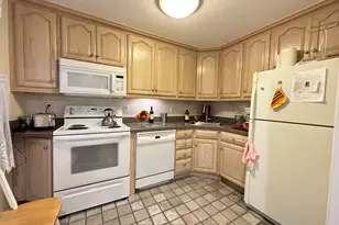 59 W Cedar, Boston, MA 02114 - Photo 5