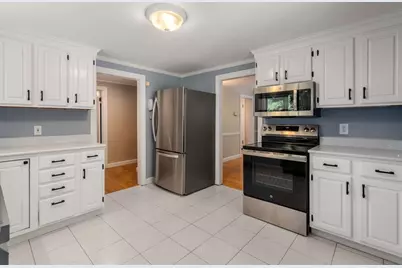 71 Capen St, Milton, MA 02186 - Photo 9