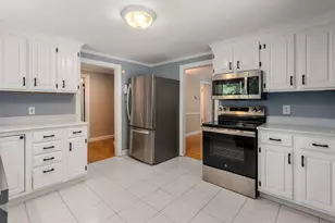 71 Capen St, Milton, MA 02186 - Photo 9