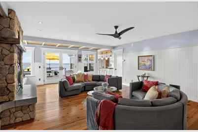 71 Commercial Street, Provincetown, MA 02657 - Photo 15