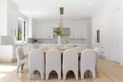 33 Sears Rd, Brookline, MA 02445 - Photo 9