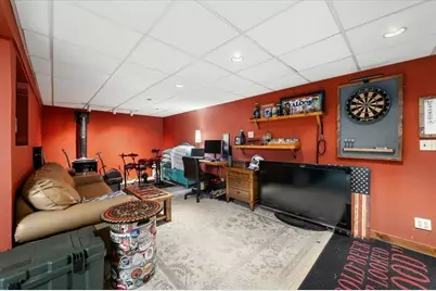 22 Canterbury St, Billerica, MA 01821 - Photo 15