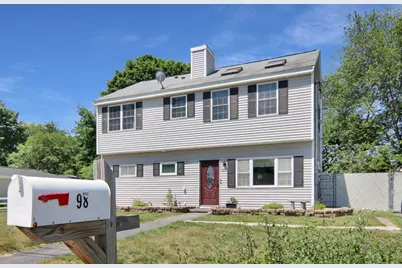 98 Turgeon Ave, Dracut, MA 01826 - Photo 3